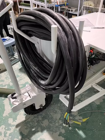 GPU 50Hz 60Hz 400Hz 30kVA 45kVA 60kVA 90kVA 120kVA 200kVA 300kVA Aeroporto 200V 115V 270V 28V Conversor de frequência estática/Unidade de energia terrestre/Aviação/Fonte de alimentação